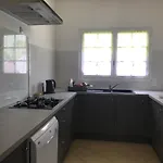 Spacieuse Avec Terrasse En Bord De Et Animaux Acceptes - Fr-1-22-249 Holiday home *