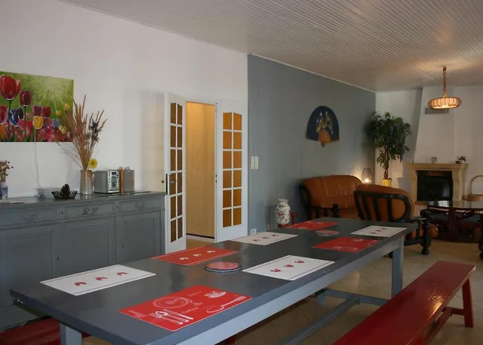 Spacieuse Avec Terrasse En Bord De Et Animaux Acceptes - Fr-1-22-249 La Tranche-sur-Mer