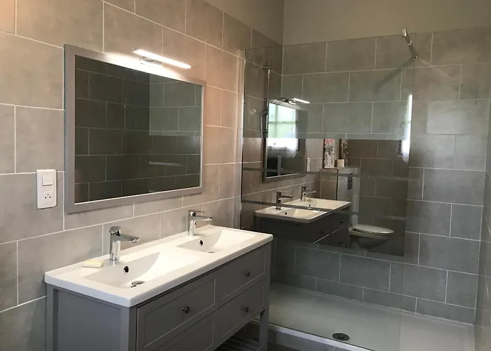 Holiday home Spacieuse Avec Terrasse En Bord De Et Animaux Acceptes - Fr-1-22-249 La Tranche-sur-Mer